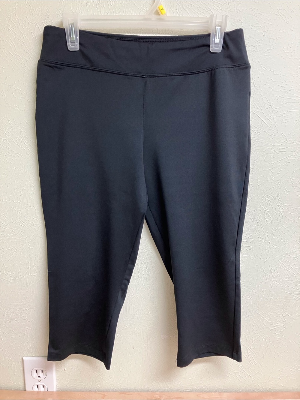 bcg Black Cropped Performance Capris